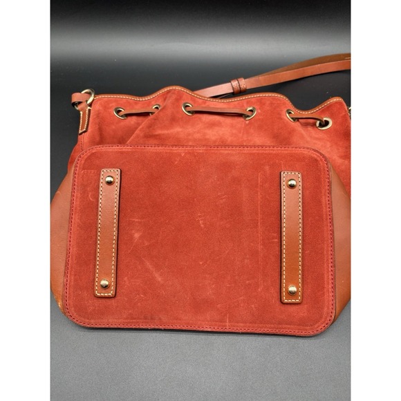 Dooney & Bourke Suede Drawstring Bucket Bag Orange Rust Tassel Leather Vintage - Picture 3 of 14